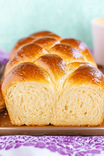 Challah bread